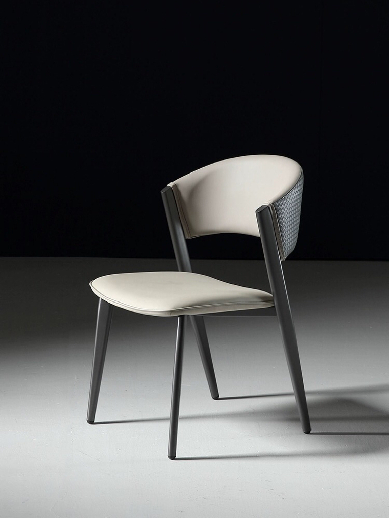 MM-WH28 Chair