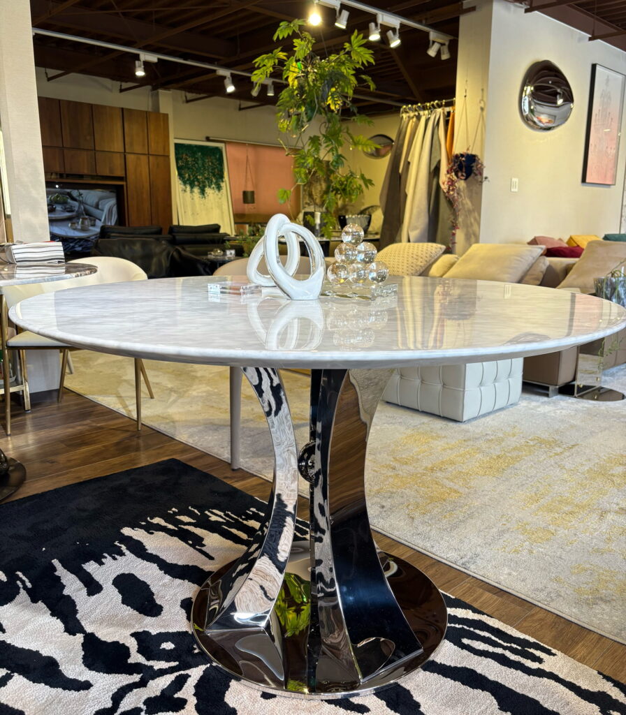 ST-1077 Dining Table_1